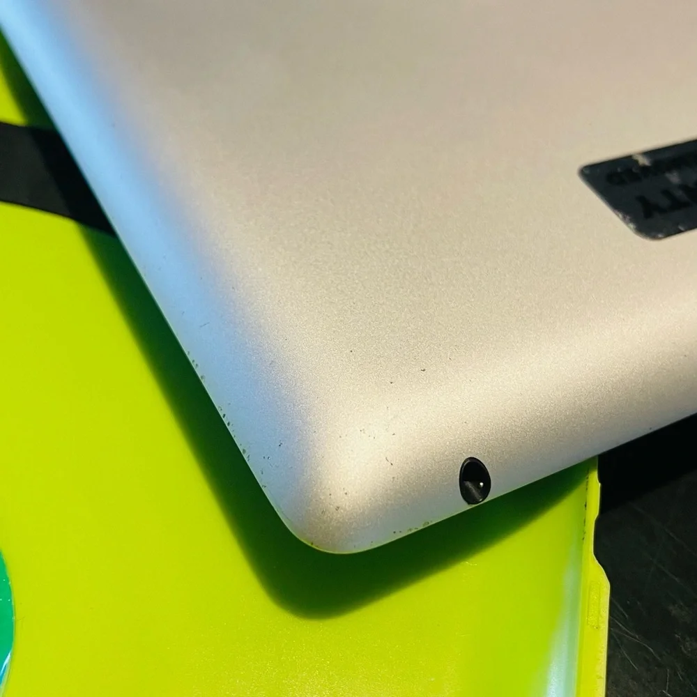 iPad A1458